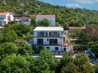 Dalibor Hotels near Grifon