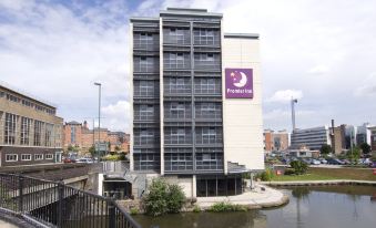 Premier Inn Nottingham Arena (London Road)