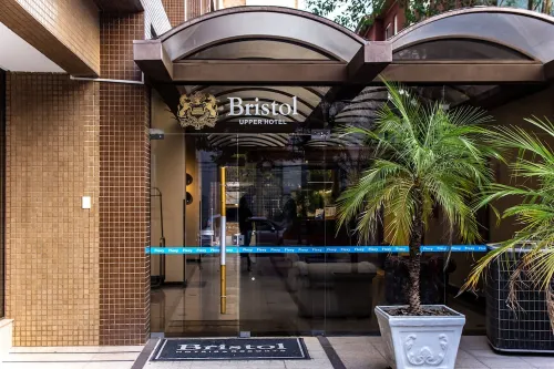 Bristol Upper Curitiba Alto da XV