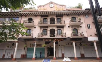 Hotel Regis