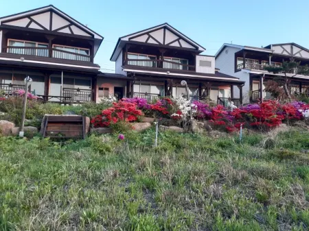 Seosan Sarangae Pension Отели рядом с достопримечательностью «Beolcheon Auto Campground»