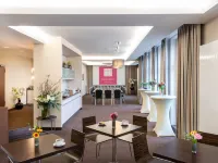 柏林亞歷山大廣場萊昂納多皇家飯店 柏林會議中心（Berliner Congress Center）附近的飯店