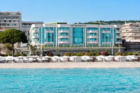 JW Marriott Cannes Отели рядом с достопримечательностью «Allées de la Liberté»