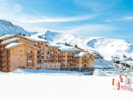 Odalys Référence Front de Neige Отели в г. Мако-ла-Плань