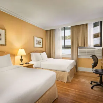 Days Inn by Wyndham Vancouver Downtown