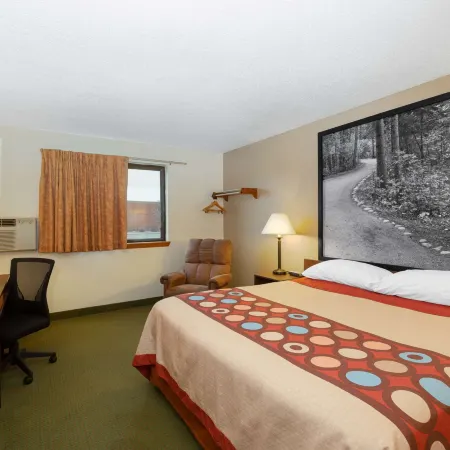 Super 8 by Wyndham Bemidji MN
