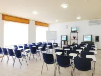 فندق أواسيز فنادق في ألغيرو