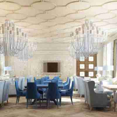 Royal Dining/Meeting Rooms