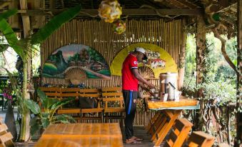 Karen Eco Lodge