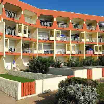Résidence de Tourisme l'Albatros Hotel Exterior