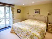 Pheasant Cottage Hotels in Lower Holker