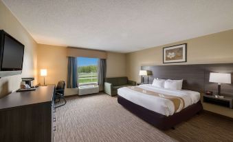 Quality Inn & Suites Fishkill South Near I-84