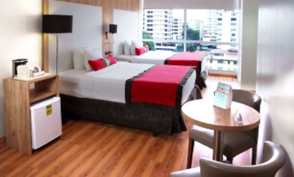 Ramada by Wyndham Panama Centro Via Argentina