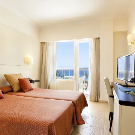 Grupotel Imperio Playa