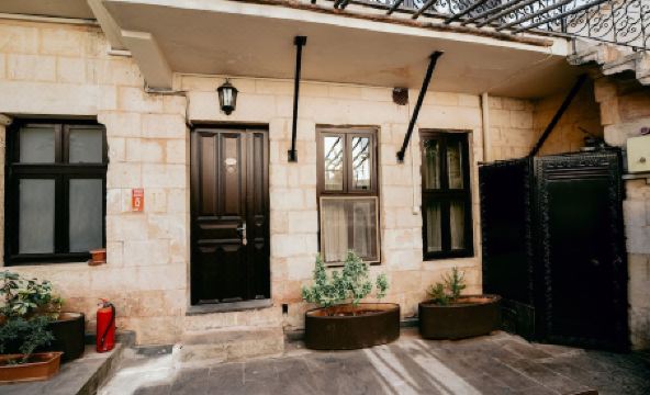 Arifbey Konagi - Housity