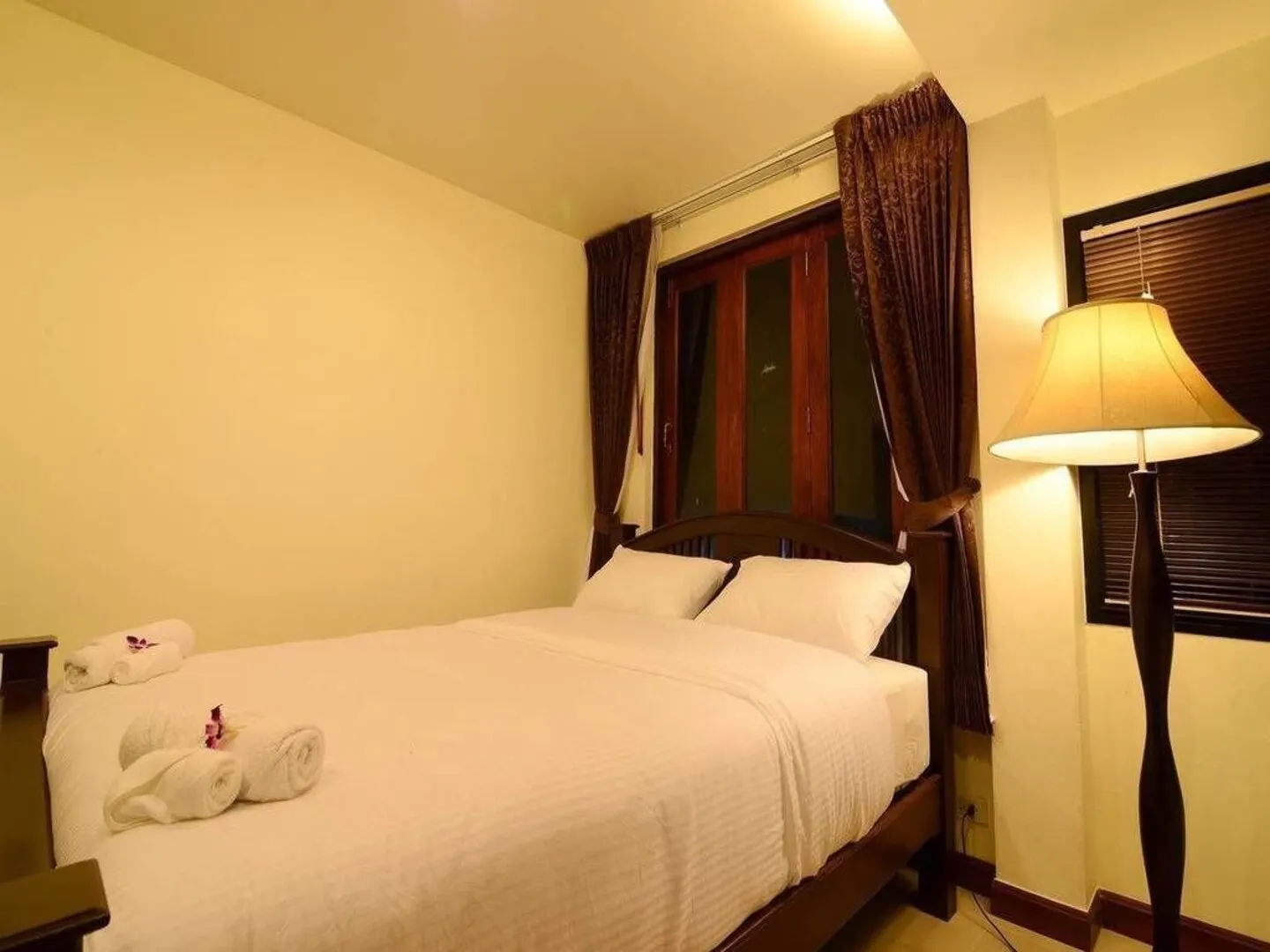 Ban U Thong Accommodations Kamar Photos