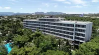 King Saron Hotel Resort Hotels near Corinth Canal