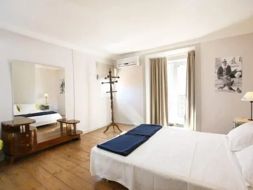 Goodmorning Solo Traveller Hostel