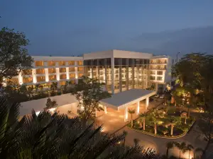 Radisson Blu Plaza Hotel Hyderabad Banjara Hills