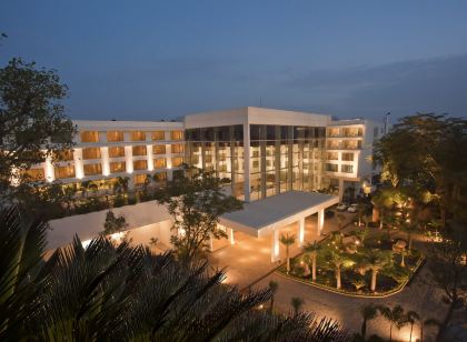 Radisson Blu Plaza Hotel Hyderabad Banjara Hills