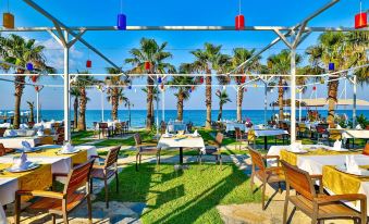 Crystal Flora Beach Resort - Ultimate All Inclusive