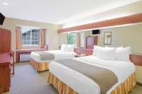 Microtel Inn & Suites by Wyndham Gassaway/Sutton