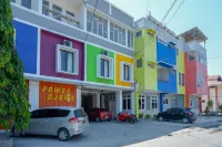 紅門加西亞里亞 @ 盧武克大道酒店 鄰近Bekel Java Java Motor的酒店