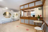 Bella Vista Beach Hotel فنادق في Benitses