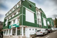 Hotel Carpathia Các khách sạn ở Moroeni