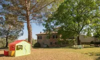 Agriturismo Podere Caggiolo - Swimming Pool & Air Conditioning Hotels in Monte San Savino