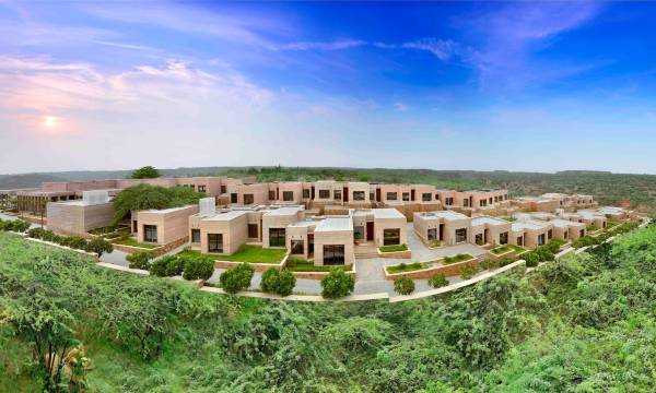 The Lalit Mangar