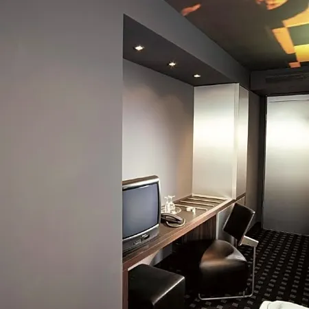 Kult Hotel