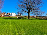 Marquis Suffolk Hotels in Stoke-by-Nayland
