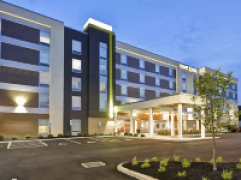 Home2 Suites by Hilton Blue Ash Cincinnati Hotels in Blue Ash