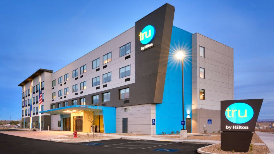 Tru by Hilton St. George