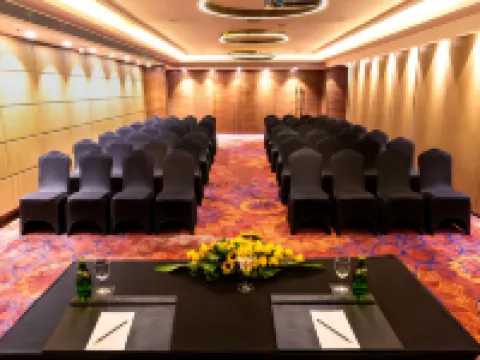 The Elite Narasapura, a Member of Radisson Individuals Hoteles en Kolar