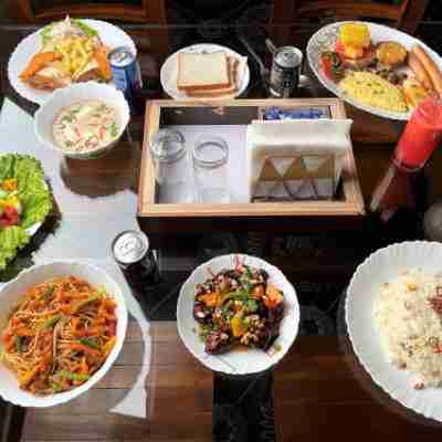 Hie Moksha Glamping Dining/Meeting Rooms