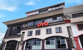 OYO 897 iBC36 Business Stay