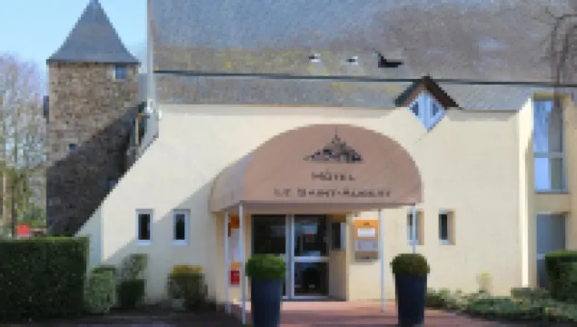 ル サン アベール のホテル