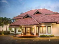 Paniisan Hotel - 2-Star