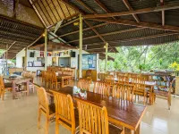 Capital O 2796 Medana Bay Marina Hoteles en Sigar Penjalin