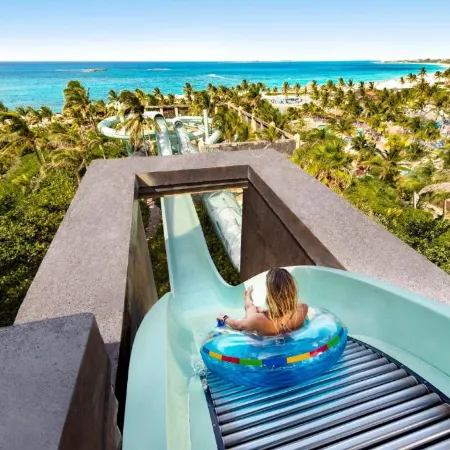 Harborside Resort & Vacation Rentals at Atlantis