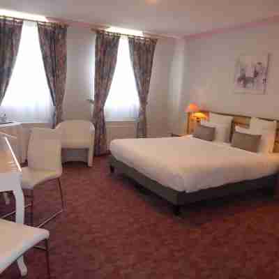 Hostellerie Saint Louis - Logis Rooms