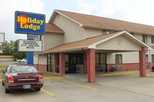 Holiday Lodge Hotels in Pittsburg