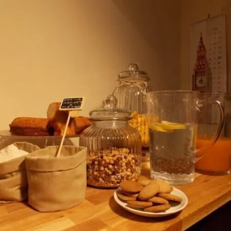 B&B Di Camilla Отели рядом с достопримечательностью «Пьяцца деи Мираколи»