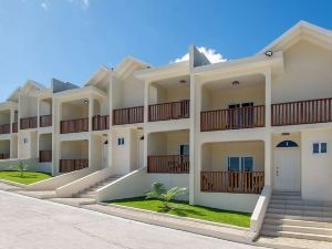 Nianna Coral Bay Deluxe Townhouse 1