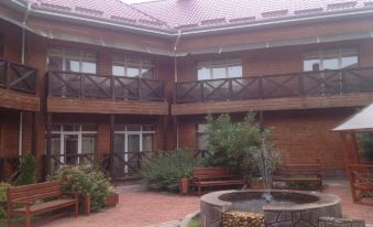 Halle Apartments