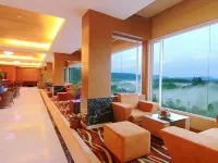 โรงแรมแกรนด์ร็อกกี้