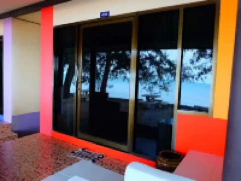 รุ่งอรุณรีสอร์ท โรงแรมในอำเภอ ไชยา