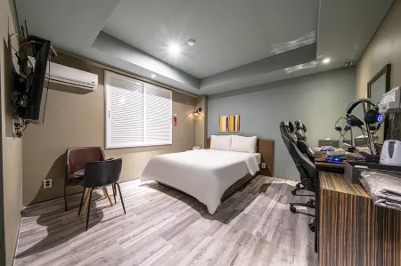 Yongin Yangji Marie Отели рядом с достопримечательностью «Yonin Natural Recreation Forest»